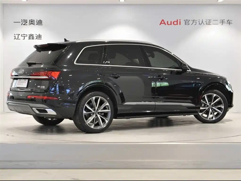 Audi Audi Q7 2022 55 TFSI quattro S line Sport 2022 - thumbnail 4