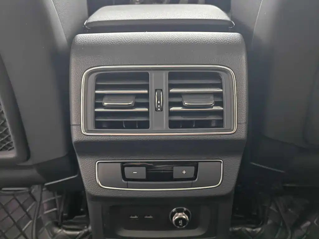 Audi Audi Q5L 2023 45T Premium Dynamic Edition 2024 - thumbnail 13