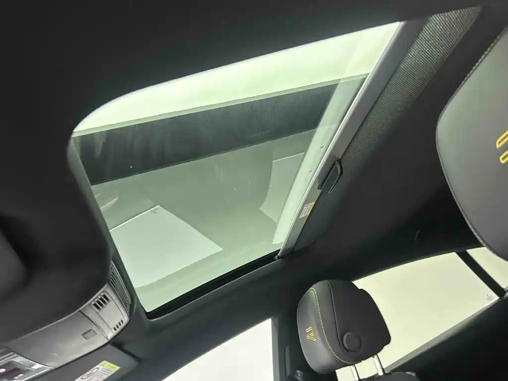 Volkswagen FAW-Volkswagen CC 2021 380TSI Dazzling Edition 2022 - thumbnail 8