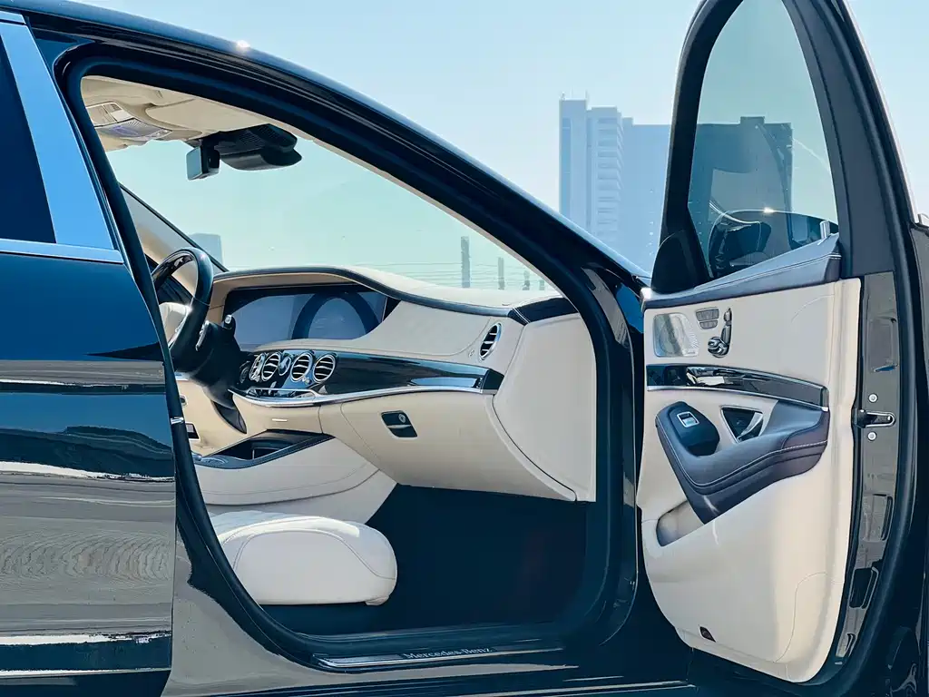 Mercedes-Benz Maybach S-Class 2018 S 560 4MATIC 2019 - thumbnail 6