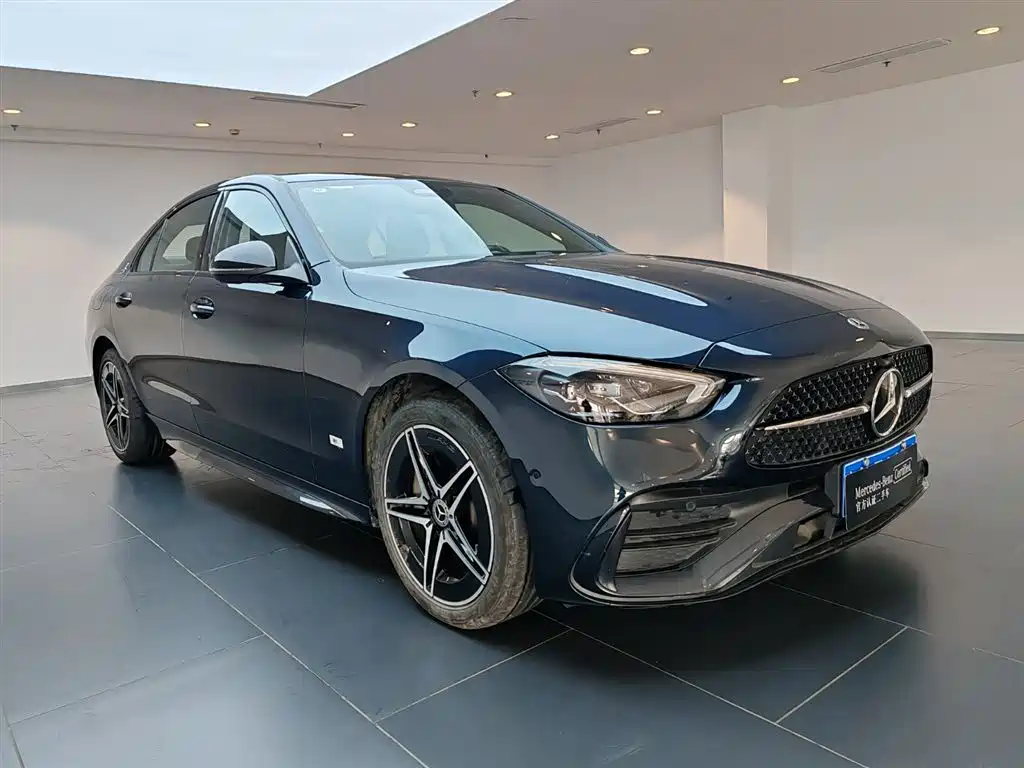 Mercedes-Benz Mercedes-Benz C-Class 2022 C 260 L Night Sport Edition 2022 - thumbnail 2