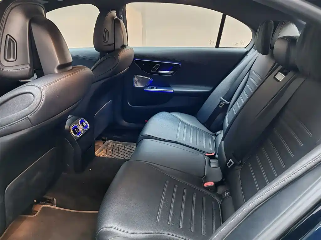 Mercedes-Benz Mercedes-Benz C-Class 2022 C 260 L Night Sport Edition 2022 - thumbnail 19