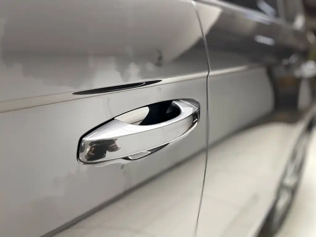 Volkswagen Tayron 2024 Model 330TSI Front-Wheel Drive Luxury Plus Advanced Edition 2025 - thumbnail 22