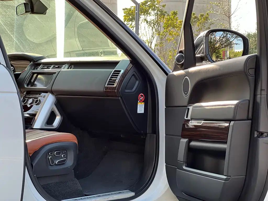 Land Rover Range Rover 2015 3.0 SC V6 Vogue SE Autobiography Long Wheelbase 2015 - thumbnail 6