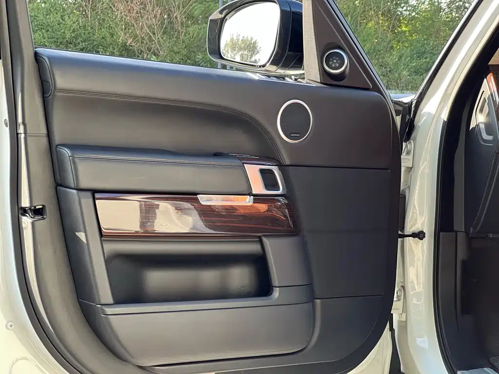 Land Rover Range Rover 2015 3.0 SC V6 Vogue SE Autobiography Long Wheelbase 2015 - thumbnail 10