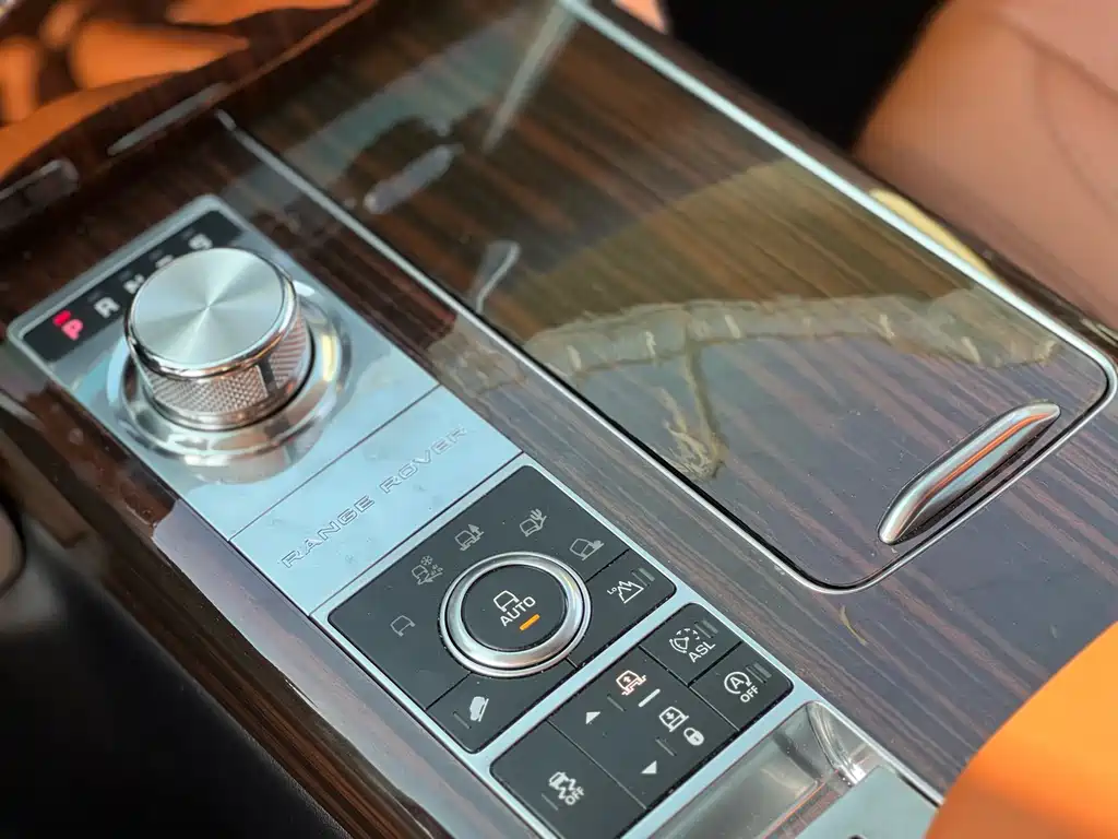 Land Rover Range Rover 2015 3.0 SC V6 Vogue SE Autobiography Long Wheelbase 2015 - thumbnail 12
