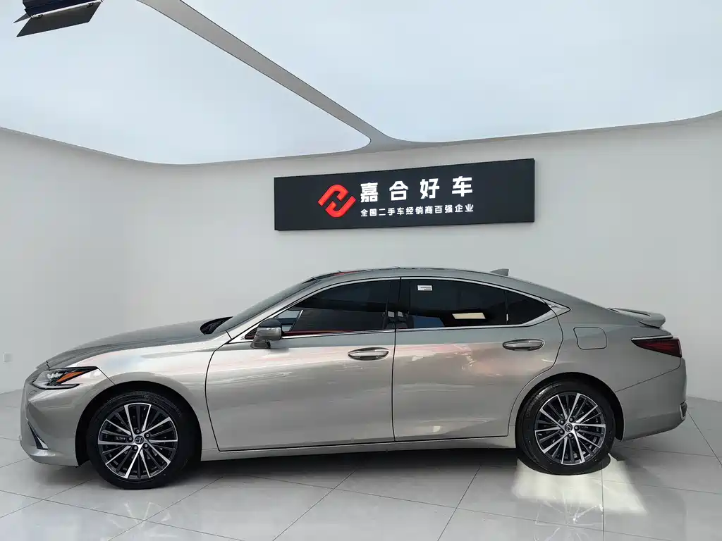 Lexus Lexus ES 300h Premium 2022 2023 - thumbnail 3