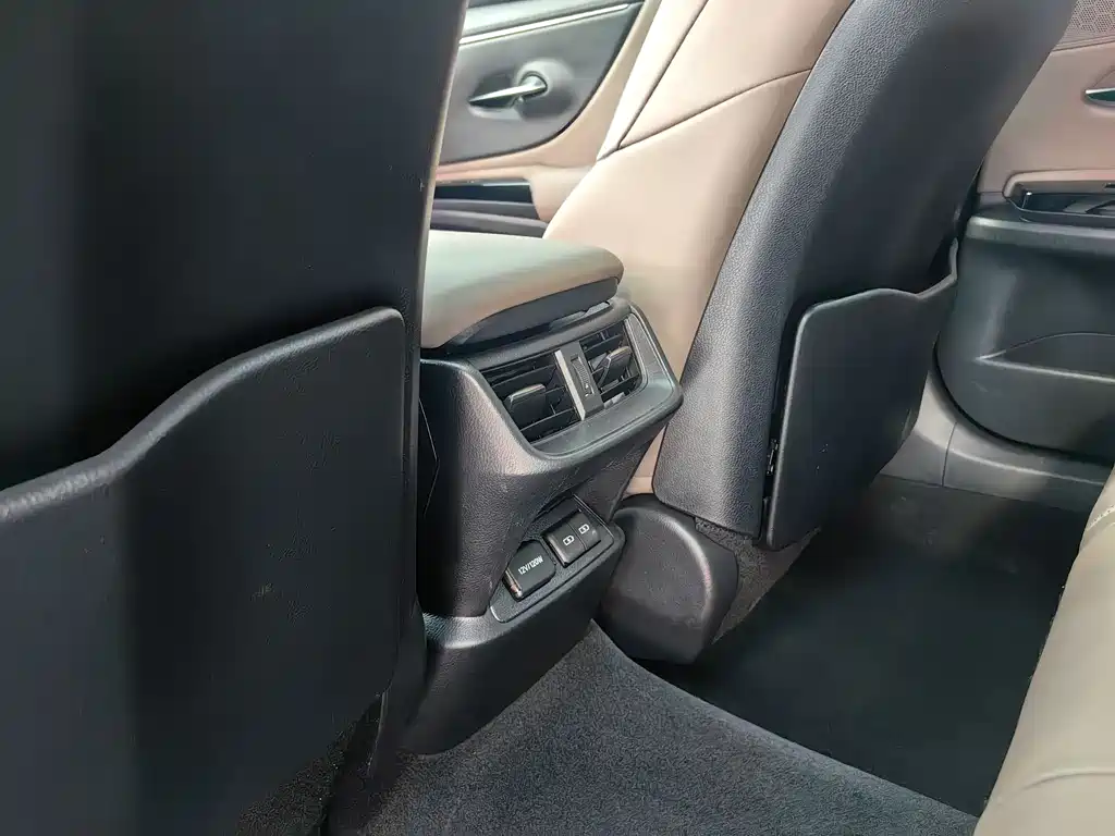 Lexus Lexus ES 300h Premium 2022 2023 - thumbnail 11