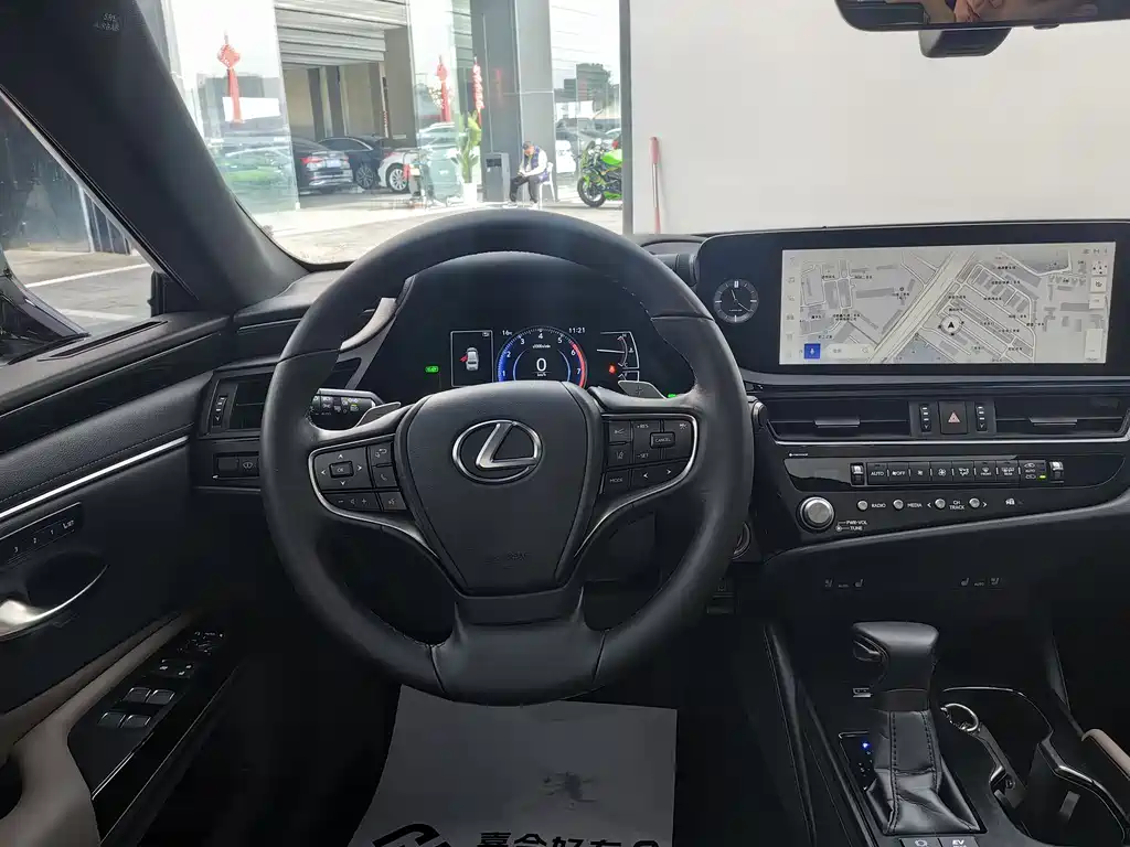 Lexus Lexus ES 300h Premium 2022 2023 - thumbnail 18