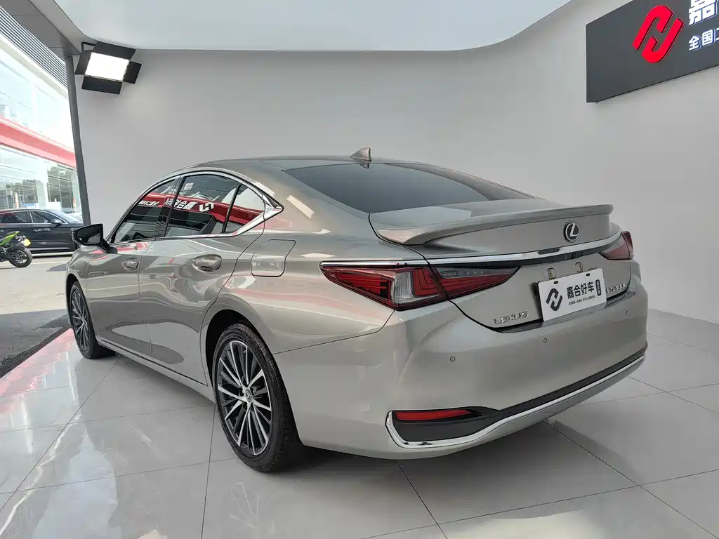 Lexus Lexus ES 300h Premium 2022 2023 - thumbnail 29