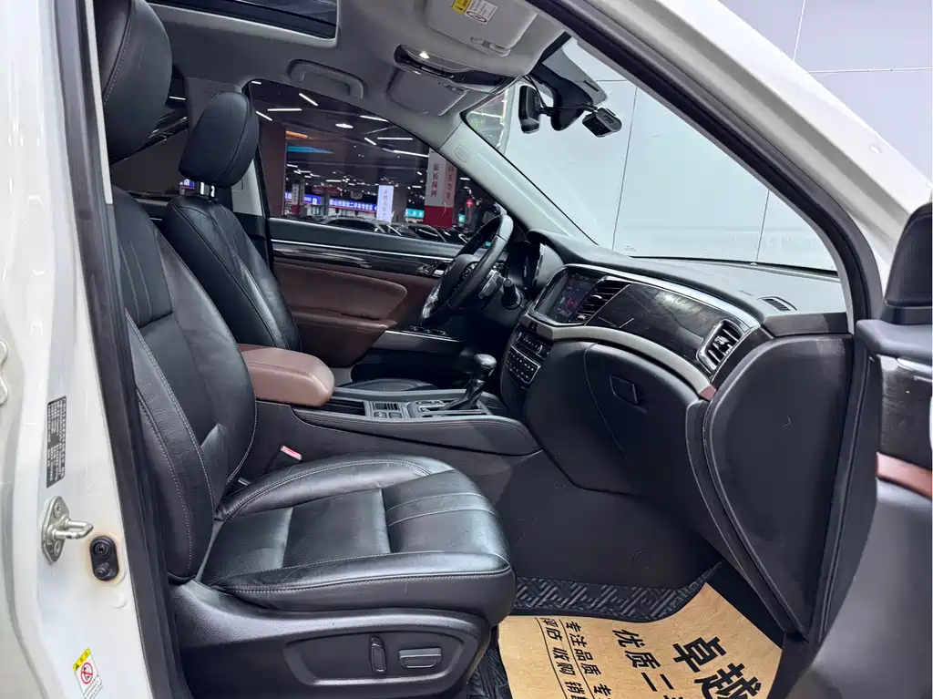 GAC Trumpchi GAC Trumpchi GS8 2017 320T 2WD Luxury Intelligent Link Version (Seven Seats) 2017 - thumbnail 26