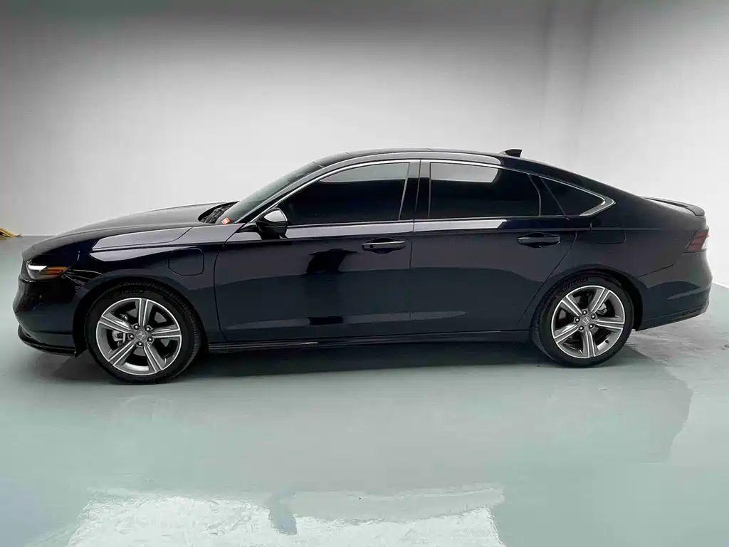 Honda Honda Accord Hybrid 2023 2.0L e:PHEV Premium Edition 2024 - thumbnail 8
