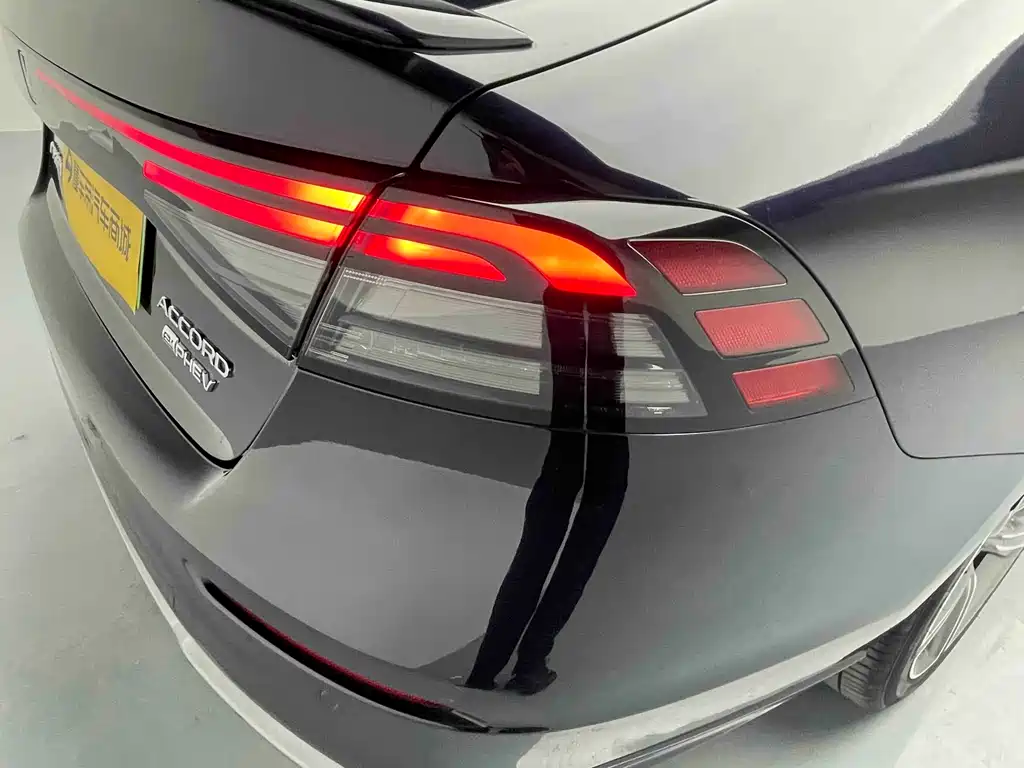 Honda Honda Accord Hybrid 2023 2.0L e:PHEV Premium Edition 2024 - thumbnail 13