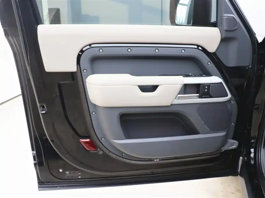 Land Rover Land Rover Defender 2023 90 3.0T P400 X 2023 - thumbnail 10