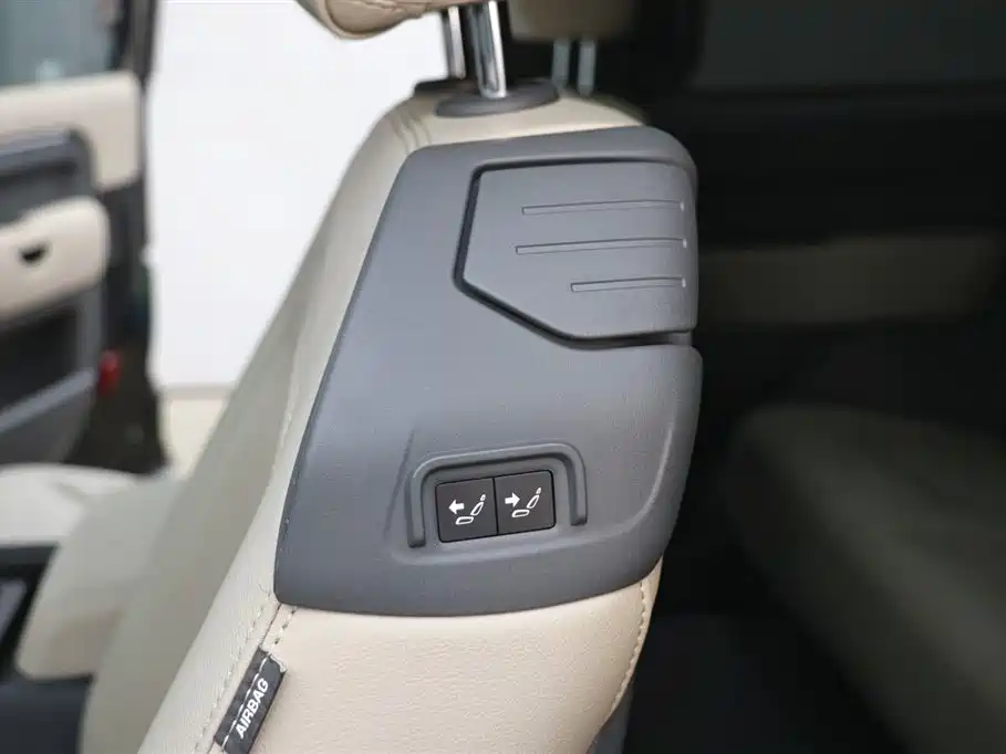 Land Rover Land Rover Defender 2023 90 3.0T P400 X 2023 - thumbnail 16