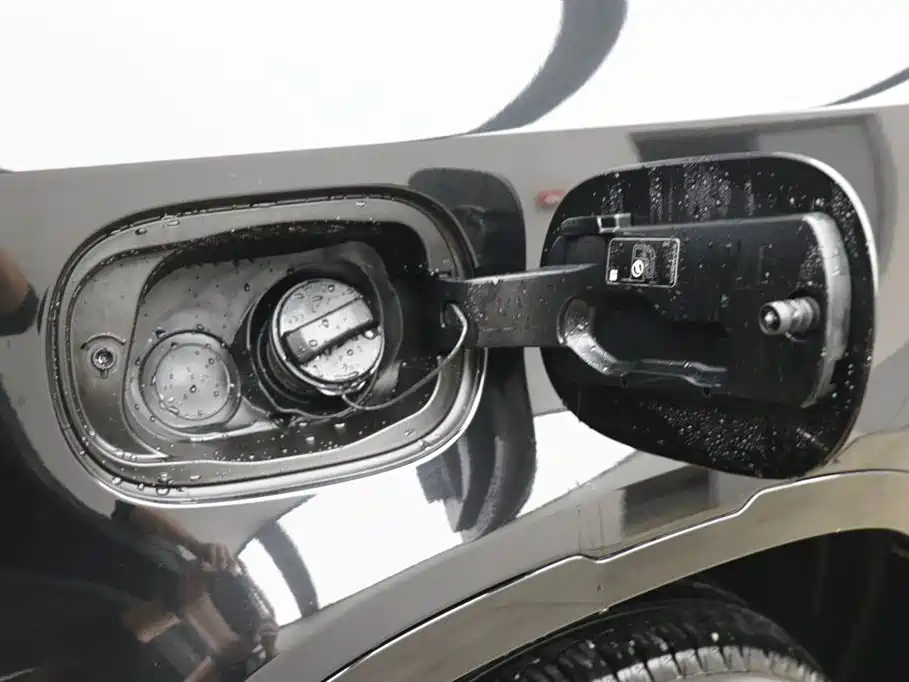 Land Rover Land Rover Defender 2023 90 3.0T P400 X 2023 - thumbnail 28
