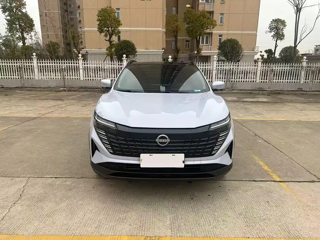 Nissan Qashqai 2025 Honor 2.0L CVT XV+ Premium Edition 2024 - thumbnail 2