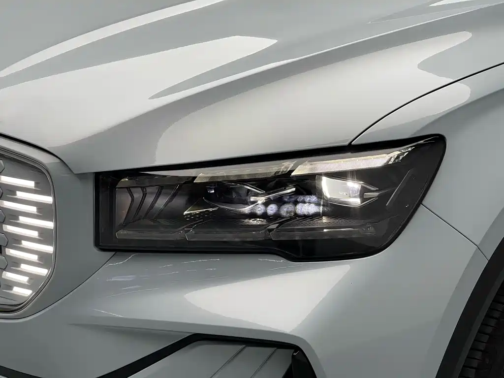 Geely Auto Geely Xingyue L 2022 1.5T Raytheon Hi·F Hybrid Version Super Swift 2022 - thumbnail 3