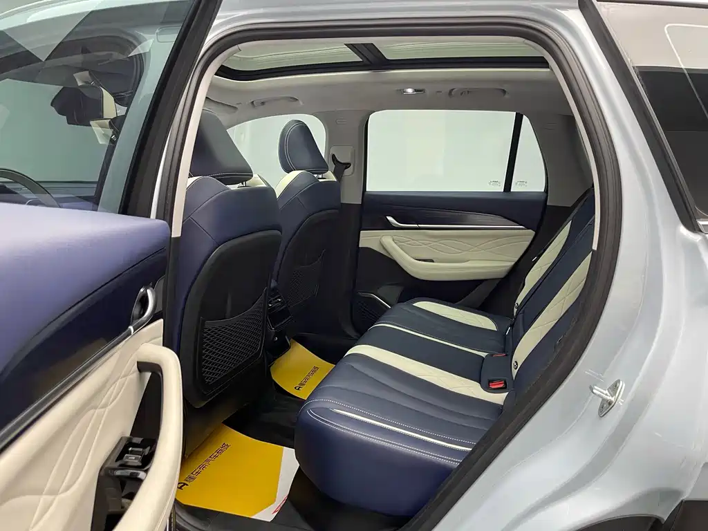 Geely Auto Geely Xingyue L 2022 1.5T Raytheon Hi·F Hybrid Version Super Swift 2022 - thumbnail 10