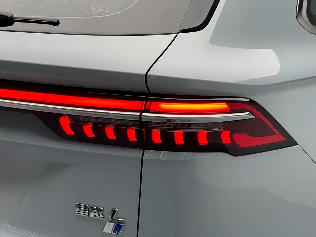 Geely Auto Geely Xingyue L 2022 1.5T Raytheon Hi·F Hybrid Version Super Swift 2022 - thumbnail 16