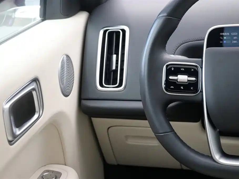 Li Auto Li L9 2024 Ultra 2024 - thumbnail 18
