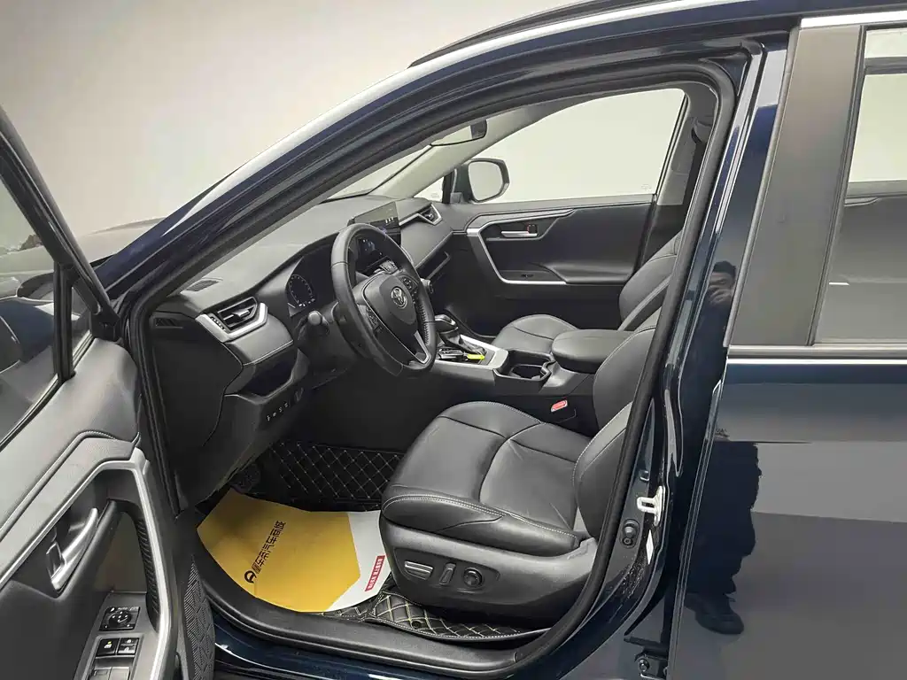 Toyota Venza 2023 2.0L CVT AWD Luxury Plus Edition 2023 - thumbnail 6