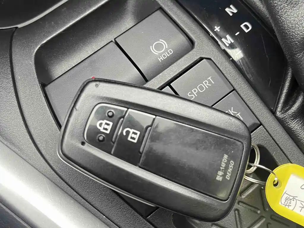 Toyota Venza 2023 2.0L CVT AWD Luxury Plus Edition 2023 - thumbnail 10