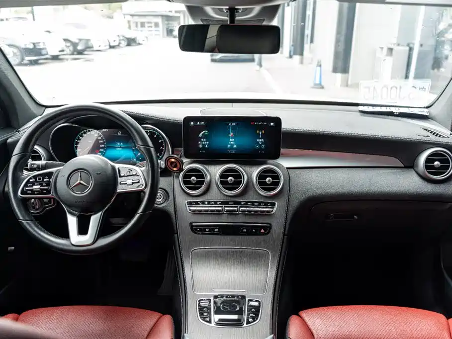 Mercedes-Benz Mercedes-Benz GLC Coupe 2020 GLC 300 4MATIC Coupé SUV 2021 - thumbnail 6