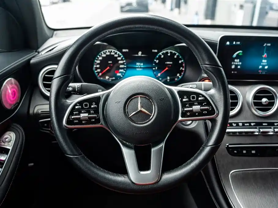 Mercedes-Benz Mercedes-Benz GLC Coupe 2020 GLC 300 4MATIC Coupé SUV 2021 - thumbnail 7