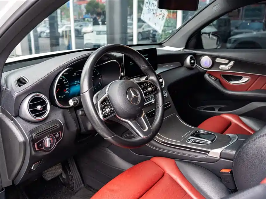 Mercedes-Benz Mercedes-Benz GLC Coupe 2020 GLC 300 4MATIC Coupé SUV 2021 - thumbnail 10