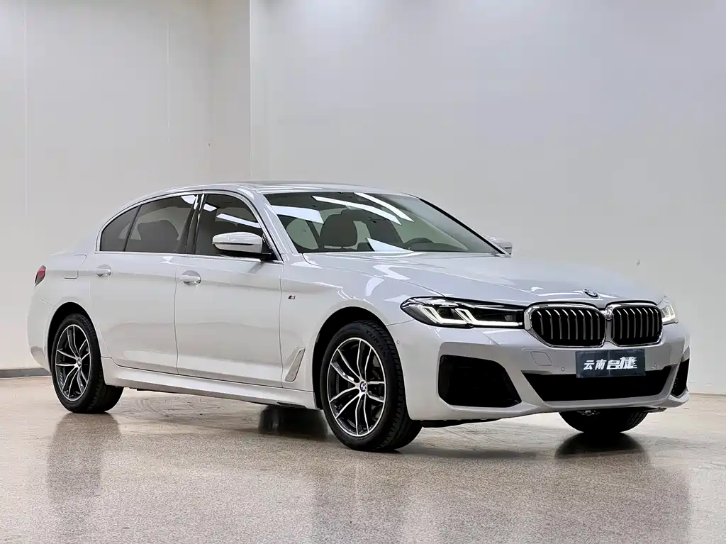BMW BMW 5 Series 2022 525Li M Sport Package 2022 - thumbnail 3