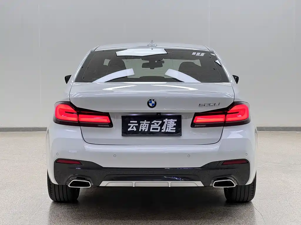 BMW BMW 5 Series 2022 525Li M Sport Package 2022 - thumbnail 6