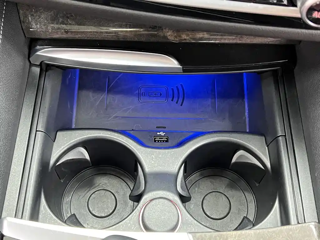 BMW BMW 5 Series 2022 525Li M Sport Package 2022 - thumbnail 18