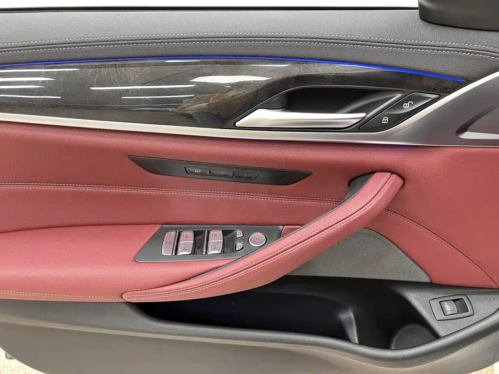 BMW BMW 5 Series 2022 525Li M Sport Package 2022 - thumbnail 21