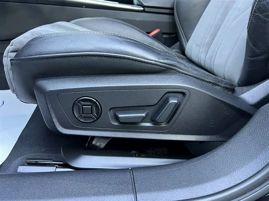 Audi Audi A6L 2019 45 TFSI Premium Dynamic Edition 2020 - thumbnail 18