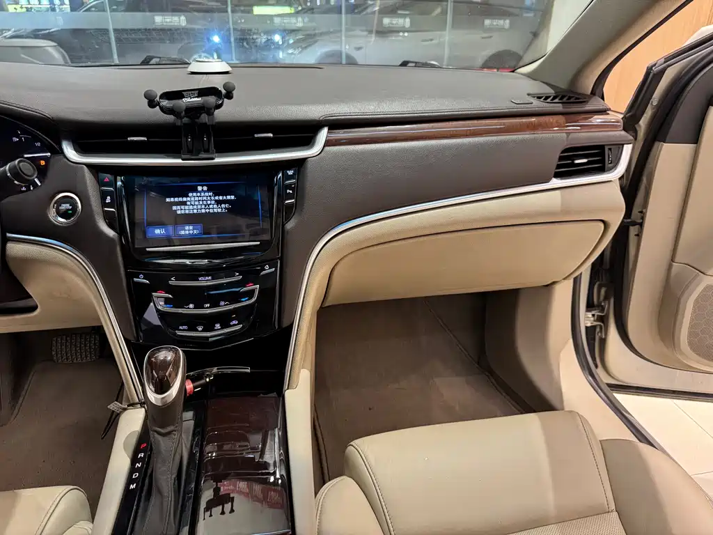 Cadillac Cadillac XTS 2017 28T Premium 2017 - thumbnail 8