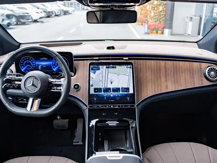 Mercedes-Benz Mercedes-Benz EQE SUV 2024 500 4MATIC Luxury Edition 2024 - thumbnail 7