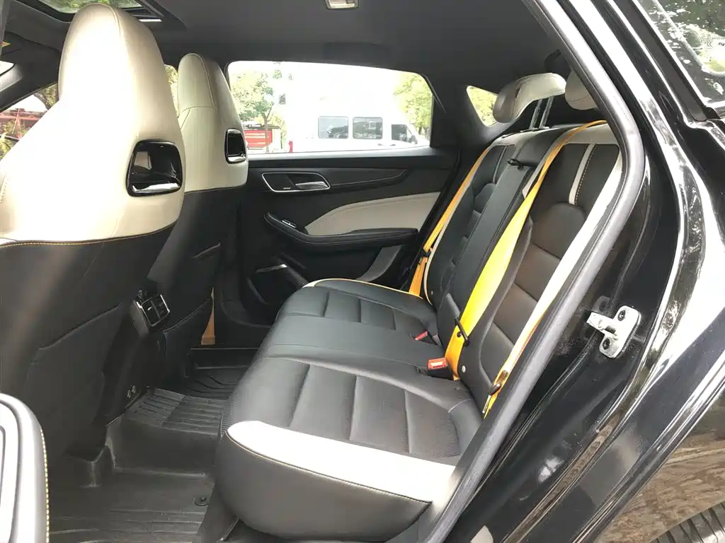 MG MG6 2021 Pro 1.5T Automatic Trophy Luxury Edition 2023 - thumbnail 17