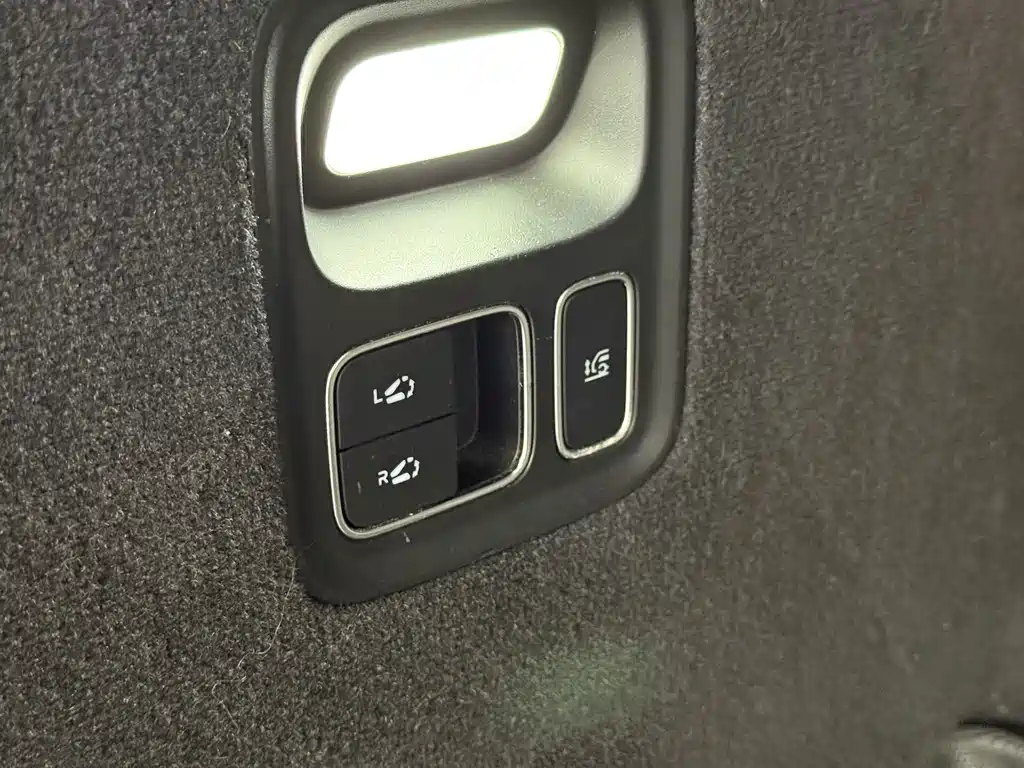 Li Auto Li L9 2022 Max 2022 - thumbnail 16
