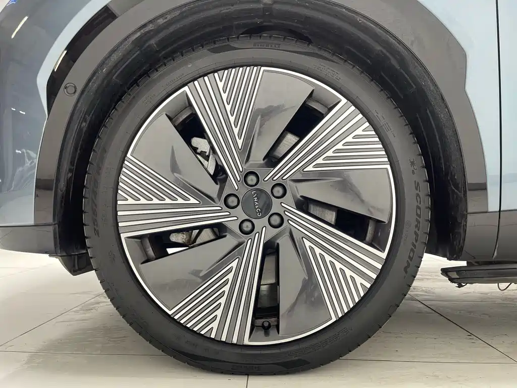 Lynk & Co Lynk & Co 08 EM-P 2025 220km AWD Performance Halo 2024 - thumbnail 7