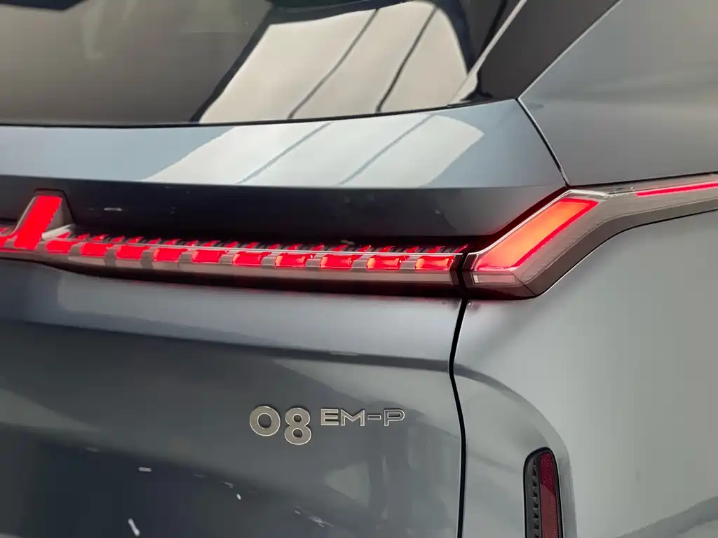 Lynk & Co Lynk & Co 08 EM-P 2025 220km AWD Performance Halo 2024 - thumbnail 12