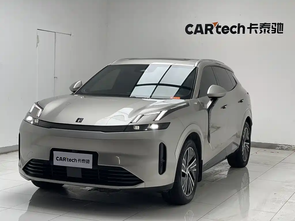 Lynk & Co Lynk & Co 08 EM-P 2023 120km Long Range Pro 2023 - thumbnail 3