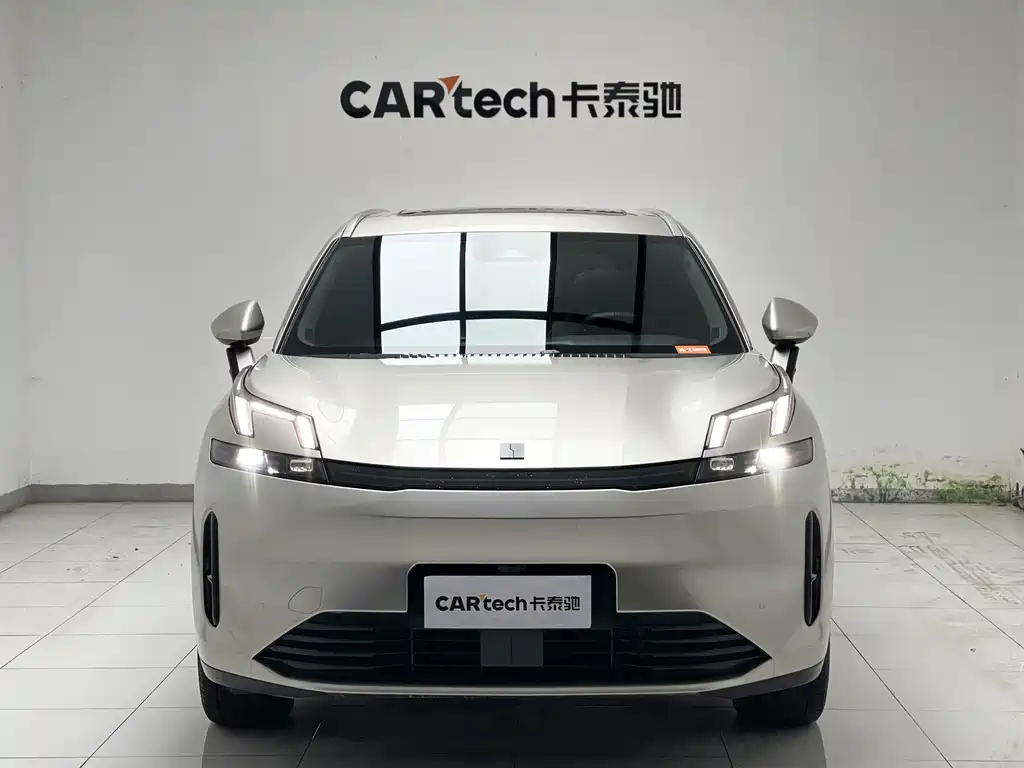 Lynk & Co Lynk & Co 08 EM-P 2023 120km Long Range Pro 2023 - thumbnail 7