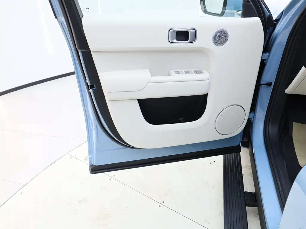 Li Auto Li L8 2025 Max Intelligent Upgrade Edition 2025 - thumbnail 10