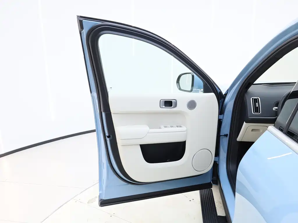 Li Auto Li L8 2025 Max Intelligent Upgrade Edition 2025 - thumbnail 11