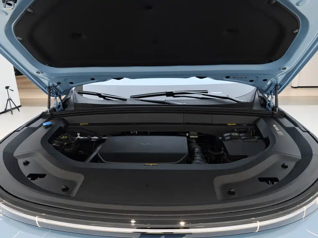 Li Auto Li L8 2025 Max Intelligent Upgrade Edition 2025 - thumbnail 30