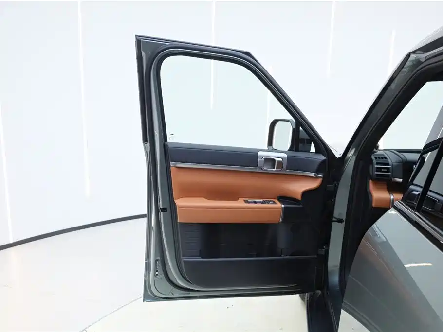 Fangchengbao T7 2025 190KM AWD Ultra Edition 2026 - thumbnail 15