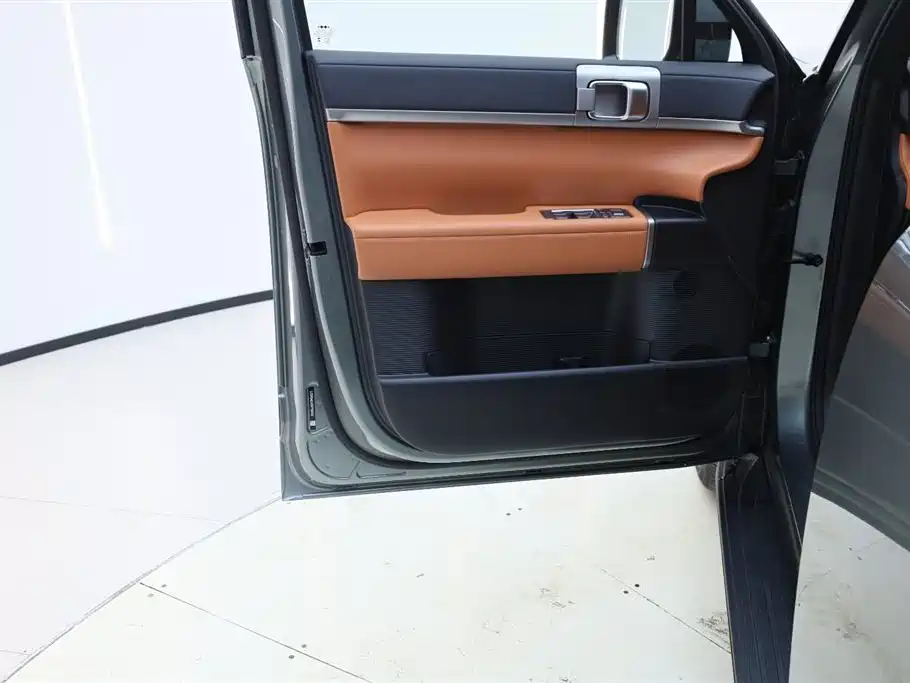 Fangchengbao T7 2025 190KM AWD Ultra Edition 2026 - thumbnail 16