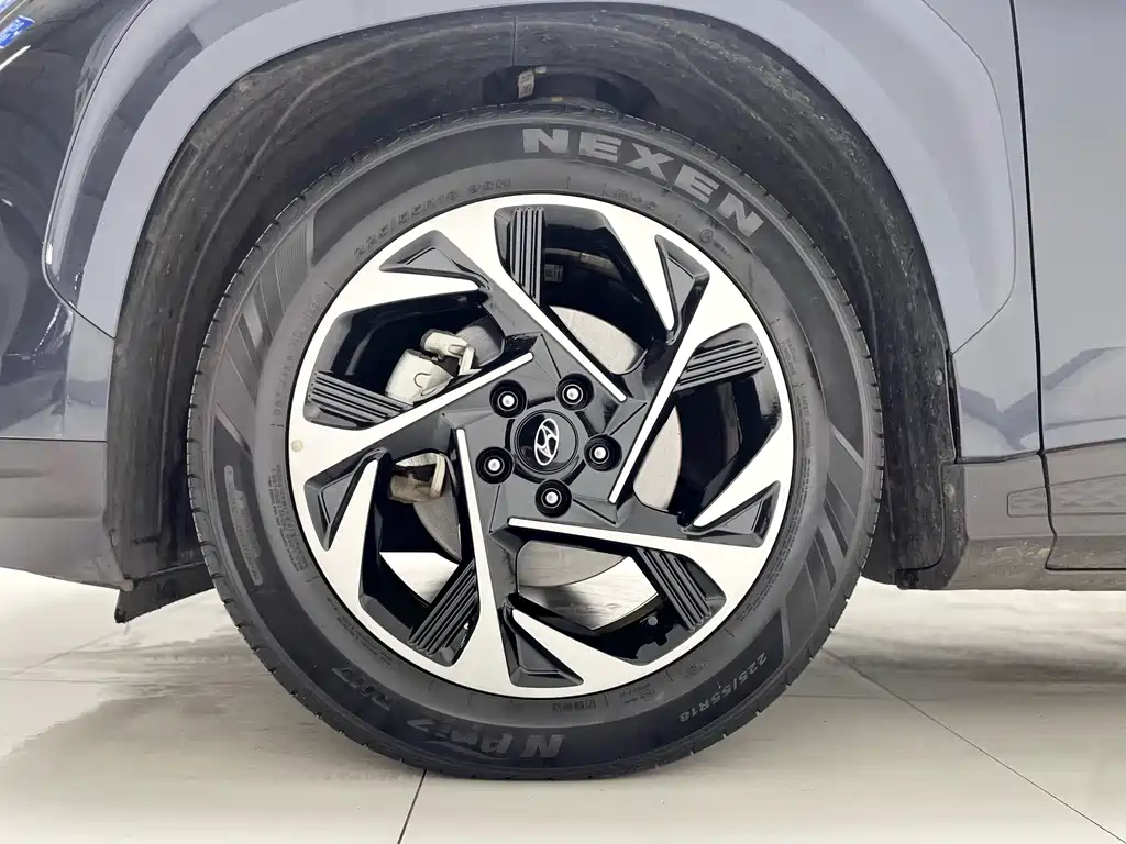 Hyundai Kona 2021 Model 270TGDi Prestige Edition LUX 2023 - thumbnail 7
