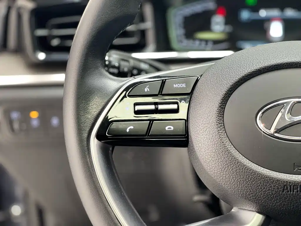 Hyundai Kona 2021 Model 270TGDi Prestige Edition LUX 2023 - thumbnail 18